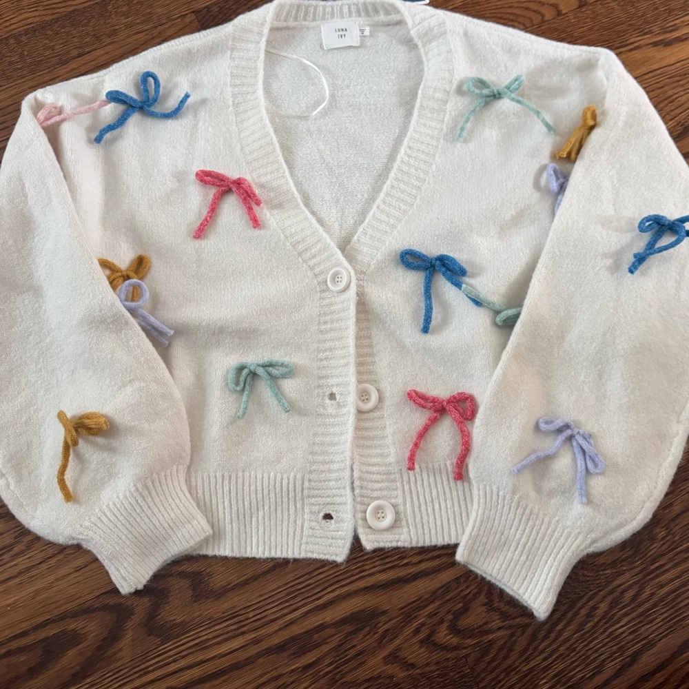 Women’s size medium bow sweater